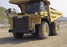 Kruti kiperi kamioni Komatsu HD325-6A