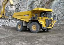 Kruti kiperi kamioni Komatsu HD605-7 E0