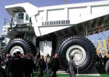 Kruti kiperi kamioni Liebherr T282B