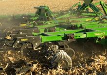 Kultivatori John Deere 2660VT