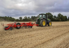 Kultivatori Kuhn Performer 3000 NSH 
