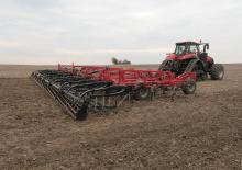 Kultivatori Case IH TIGER-MATE 255 Double Fold 55.10