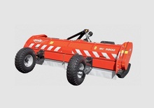 Malčeri Kuhn BC 3200 