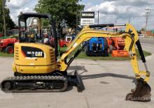 Mini bageri Caterpillar 302.7D CR
