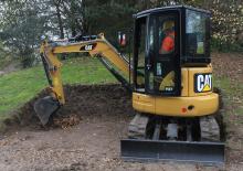 Mini bageri Caterpillar 303E CR