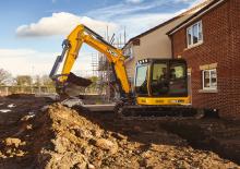 Mini bageri JCB 60C-2