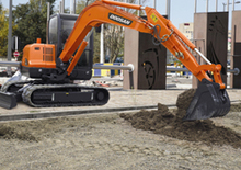 Bageri na kotačima Doosan DX 55