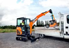 Mini bageri Develon DX19