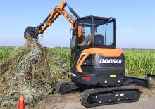 Mini bageri Develon DX35Z-7