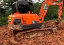 Mini bageri Doosan DX60-5B