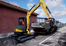 Mini bageri New Holland E 45 SR