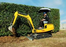 Mini bageri New Holland E16B
