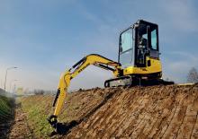 Mini bageri New Holland E18B