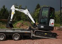 Mini bageri Bobcat E25