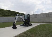 Mini bageri Bobcat E27