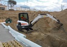 Mini bageri Bobcat E35