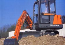Mini bageri Pel-Job EB 25.4