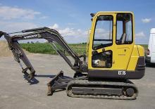Mini bageri Volvo EC35