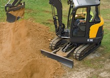 Mini bageri Volvo EC35C