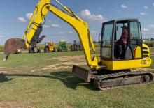 Mini bageri New Holland EC45