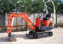 Mini bageri Kubota K008α