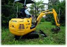 Mini bageri Komatsu PC15R8