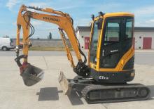 Mini bageri Hyundai R 27 Z-9