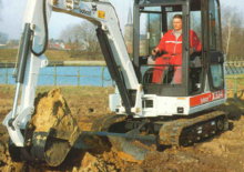 Mini bageri Bobcat X 334