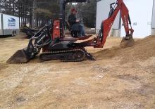 Mini bageri Ditch Witch XT1600