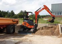 Mini bageri Hitachi ZX 29 U 3