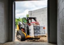 Mini utovarivači JCB 215T