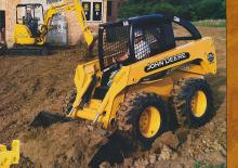 Mini utovarivači John Deere Construction 240-II