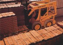 Mini utovarivači John Deere Construction 675B