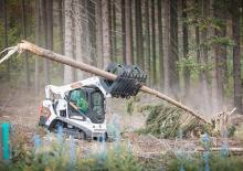 Mini utovarivači Bobcat T590