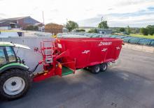 Mješalice za hranu Trioliet Solomix 3 3000L  VLH-B-T