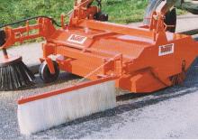 Montirani čistači Bugnot BR 120