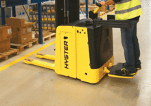 Paletni viličar za stojeće rukovatelje Hyster S 1.5 S-SL