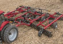 Pločasto-cinčana drljača Case IH True-Tandem 335 VT 47