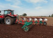 Plugovi Kverneland 3300 S 100 Vari.