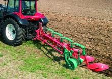Plugovi Kverneland AB 85