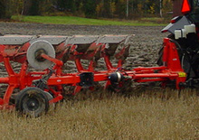 Plugovi Kuhn Multi-Master 122 T 4