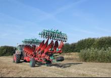 Plugovi Kverneland PW 100 Semivario