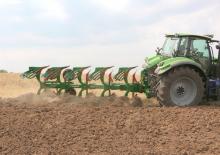 Plugovi Regent Titan NS 180 S