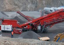 Pokretna postrojenja za prosijavanje Terex-Finlay 694+ Hybrid