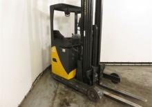 Pokretni kamioni Komatsu FB 16 RW-1R