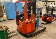 Pokretni kamioni BT RT 2000 SE