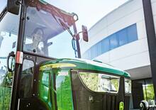 Prednje kuke za komunalne traktore John Deere 2038 R
