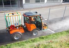 Prednje kuke za komunalne traktore Holder C 350