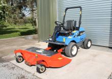 Prednje kuke za komunalne traktore New Holland MC 28