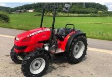 Prednje kuke za komunalne traktore Massey Ferguson MF 2410
